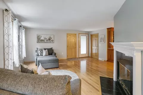 13 Taft Dr, Franklin, MA 02038 photo 7