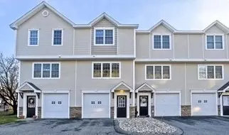 33 Regency Ct #33, Chicopee, MA 01020