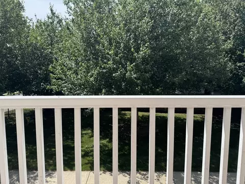 33 Regency Ct #33, Chicopee, MA 01020 photo 16