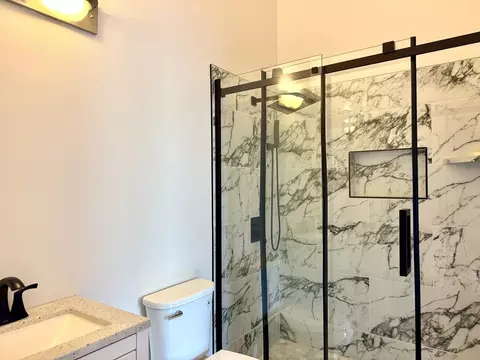 33 Regency Ct #33, Chicopee, MA 01020 photo 11