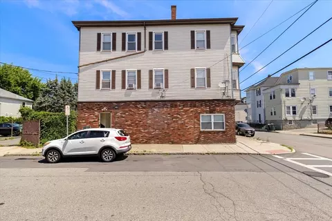 90 Hargraves St, Fall River, MA 02723 photo 6