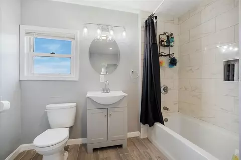 90 Hargraves St, Fall River, MA 02723 photo 27