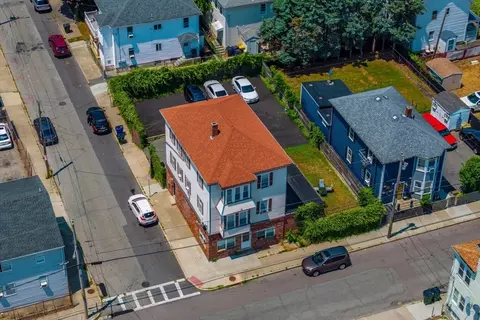 90 Hargraves St, Fall River, MA 02723 photo 5