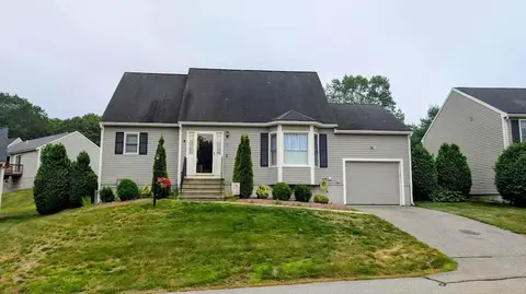 45 Country Side Rd #45, Bellingham, MA 02019