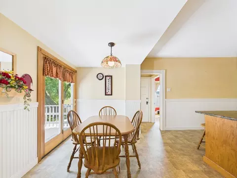 7 Wall St, Uxbridge, MA 01569 photo 12