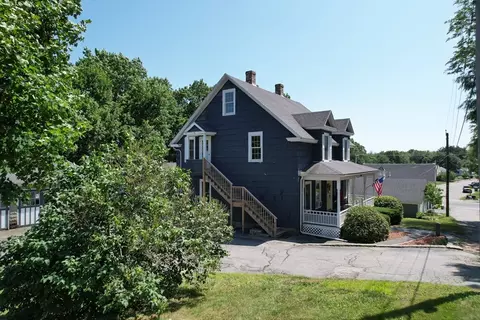 7 Wall St, Uxbridge, MA 01569 photo 3