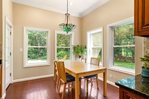 Dining - 334 Southampton Rd, Westhampton, MA 01027 photo 3 of 3