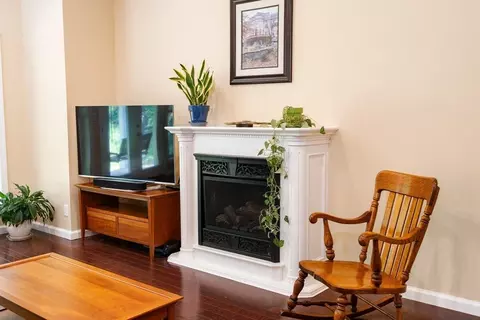 Living - 334 Southampton Rd, Westhampton, MA 01027 photo 1 of 3