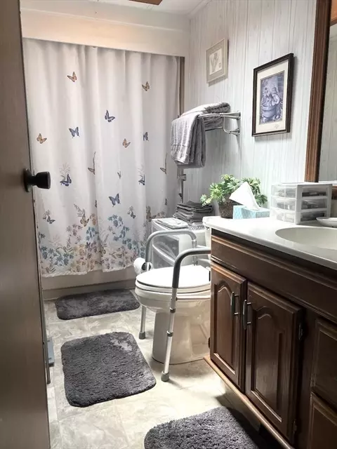 21 Second Ave, Westfield, MA 01085 photo 16
