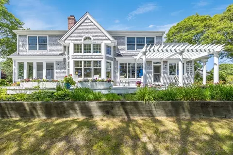 87 Bayshore Dr, Mashpee, MA 02649 photo 4