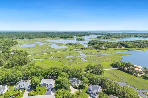 87 Bayshore Dr, Mashpee, MA 02649 photo 34