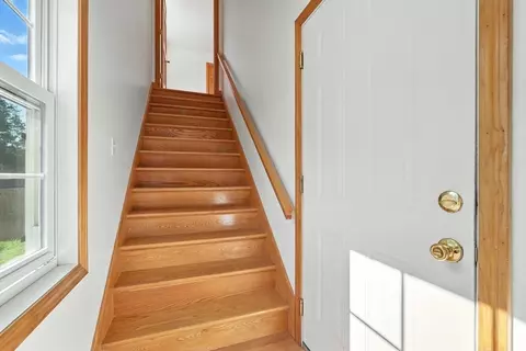Entry Way - 112 Casey Dr, Chicopee, MA 01020 photo 5 of 5