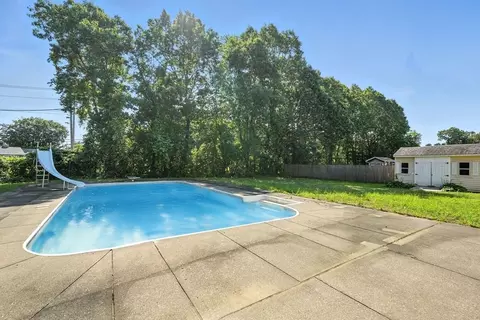 Exterior - 112 Casey Dr, Chicopee, MA 01020 photo 4 of 5