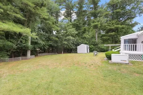 4 Siesta Dr, Wareham, MA 02576 photo 5