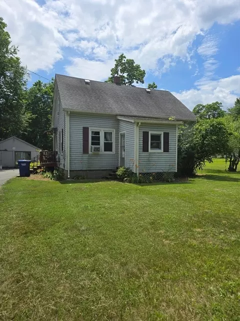 30 Gunn, Southampton, MA 01073