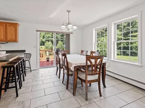 11 Abbey Rd, Webster, MA 01570 photo 9