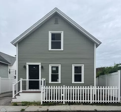 21 Lodi St, Worcester, MA 01608