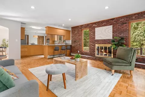 Living - 5 Rust Ln, North Reading, MA 01864 photo 4 of 4