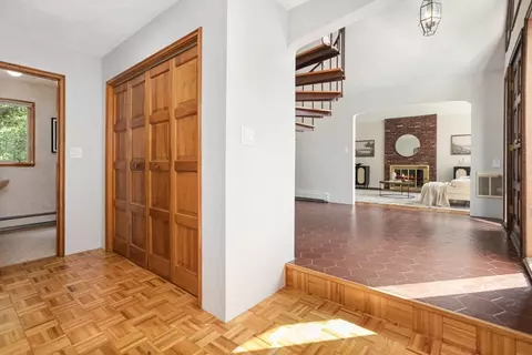 Entry Way - 5 Rust Ln, North Reading, MA 01864 photo 2 of 3