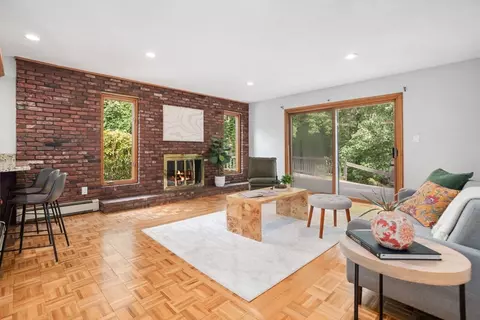 Living - 5 Rust Ln, North Reading, MA 01864 photo 3 of 4