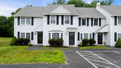 728 Auburn St #H2, Whitman, MA 02382