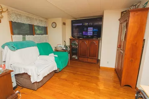 21 River St, Colrain, MA 01340 photo 9