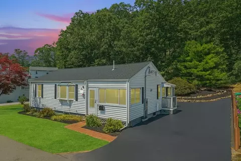 33 Park Rd, Lynn, MA 01904