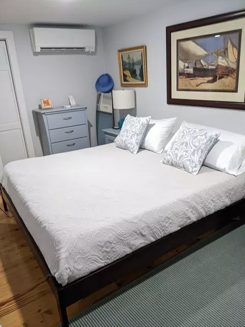 Bedroom - 5 Pirates Ln #B, Gloucester, MA 01930 photo 2 of 4