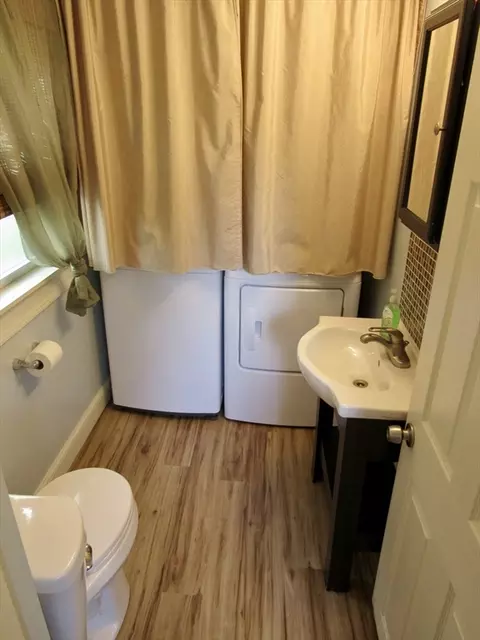 Bath - 125 Maple St, West Springfield, MA 01089 photo 1 of 3