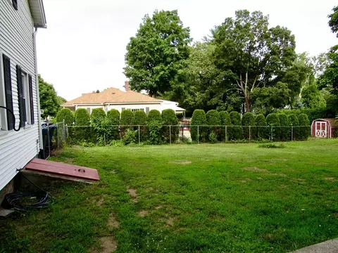Exterior - 125 Maple St, West Springfield, MA 01089 photo 5 of 7