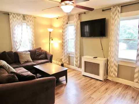 Living - 125 Maple St, West Springfield, MA 01089 photo 4 of 4
