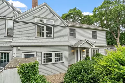 4 Dalton Ave #3, Gloucester, MA 01930