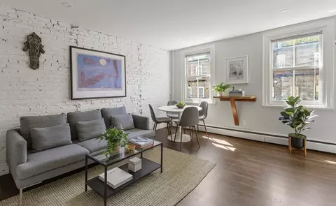 35 Lawrence St #4, Boston, MA 02116