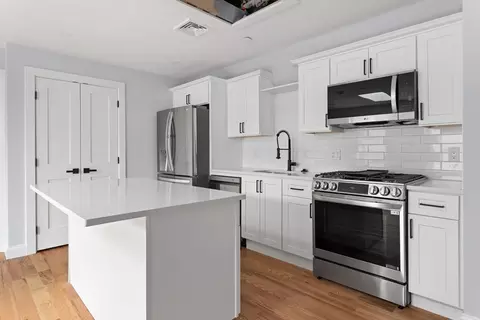 36 Burnside Ave #3, Somerville, MA 02144