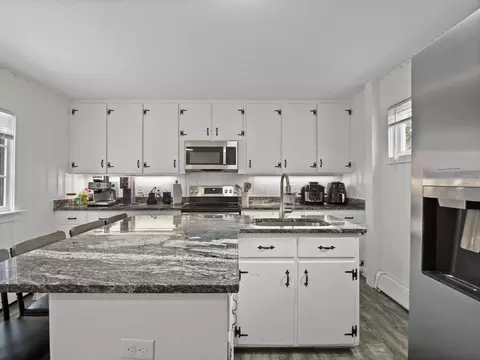 58 W Main St, Ware, MA 01082 photo 15