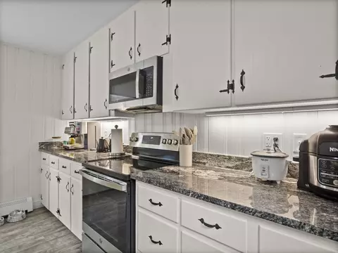58 W Main St, Ware, MA 01082 photo 18
