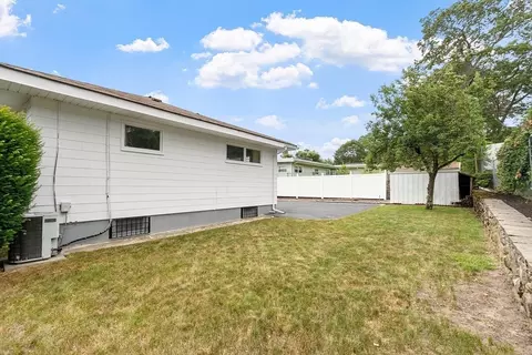 33 Durso Ave, Lawrence, MA 01843 photo 38
