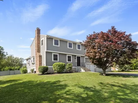 111 Autran Ave, North Andover, MA 01845