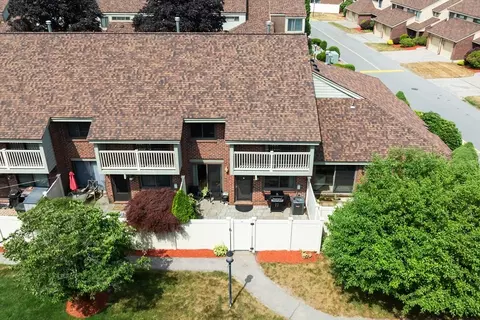 14 Greenbrook Dr #14, Stoughton, MA 02072