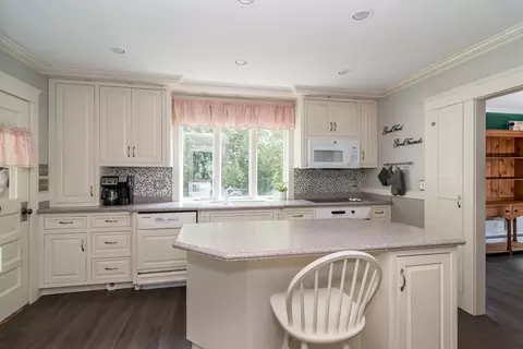 39 Park Ave, Webster, MA 01570 photo 10