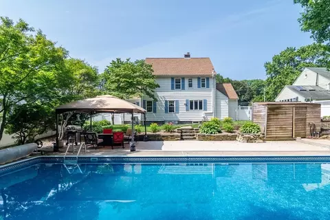 39 Park Ave, Webster, MA 01570 photo 4