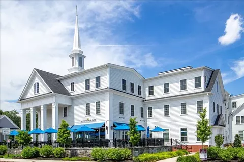 298 Washington St #302, Westwood, MA 02090