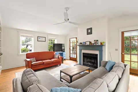 50 Williston Ave, Easthampton, MA 01027 photo 7