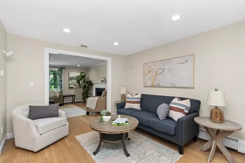 Living - 17 Kerrydale, Needham, MA 02492 photo 3 of 6