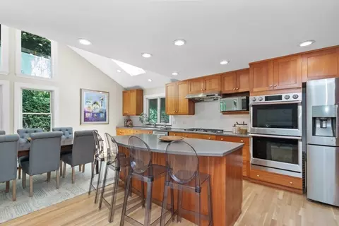 Kitchen - 17 Kerrydale, Needham, MA 02492 photo 1 of 4