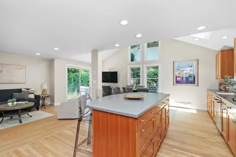 Kitchen - 17 Kerrydale, Needham, MA 02492 photo 3 of 4