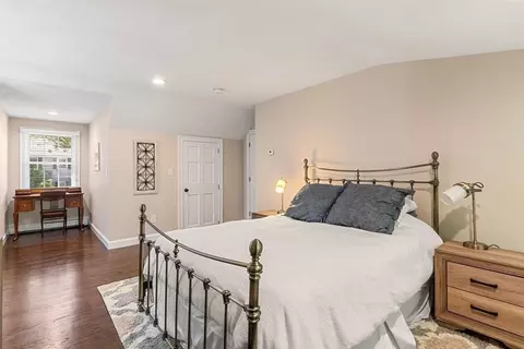 Bedroom - 21 Hickory Rd, Wellesley, MA 02482 photo 6 of 8