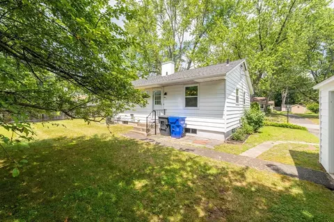 24 Higgins St, Springfield, MA 01108 photo 24