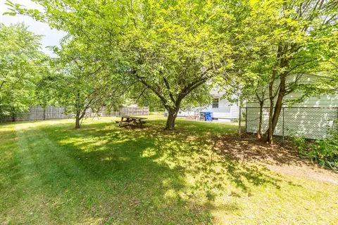 24 Higgins St, Springfield, MA 01108 photo 23