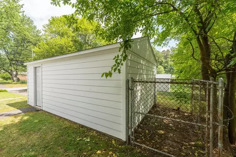 24 Higgins St, Springfield, MA 01108 photo 25